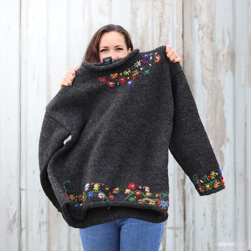 Wollpullover Damira Tragebeispiel